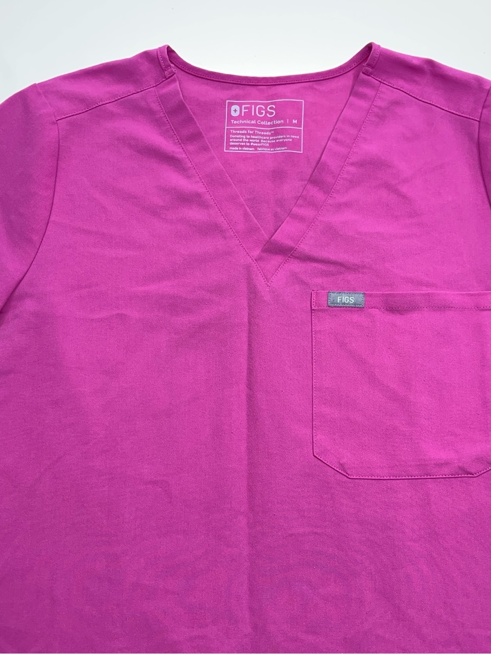 Figs Catarina One Pocket Scrub Top Pink Womens Size Medium
